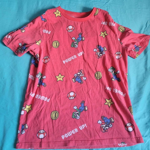 NINTENDO LOVERS❤️ Unisex kids size L short sleeve Super Mario bros t🙌♻️🌎 - Picture 2 of 3